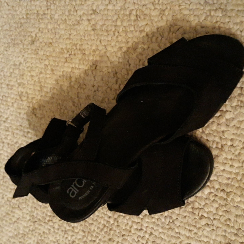 Arche black opentow sandals Size 35. Almost new.